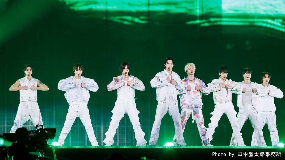 NCT 127 UNITY トラック ジャケット 新品未着用 即日発送 匿名配送 NCT127 THE UNITY トラックジャケット - メルカリ