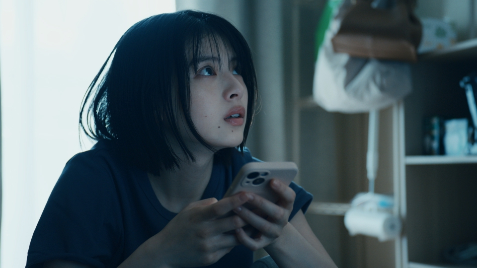 或る訳ありの部屋 thumbnail