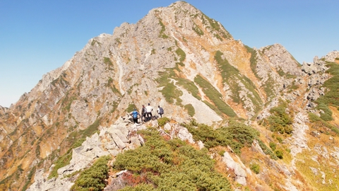 PEAK HUNT 東野登山隊 東野プライベート登山、秋の北アルプス岩峰・剱岳⑤