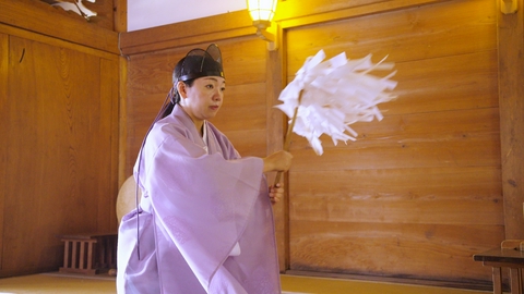 陽だまりのとき 荘内神社 神主 石原和香子