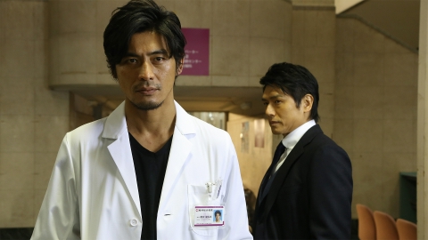 医龍4～Team Medical Dragon～ 第1話 お待たせ！理想の病院を作るためチームドラゴン復活！巨大資本と最新設備で世界進出を狙う宿敵と壮絶な闘いが始まる