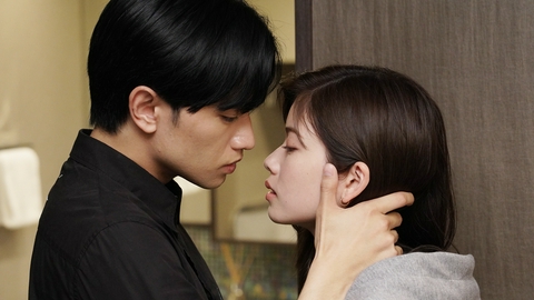 彼女はキレイだった #7 明かされる正体!? 止まらぬ思いとキス