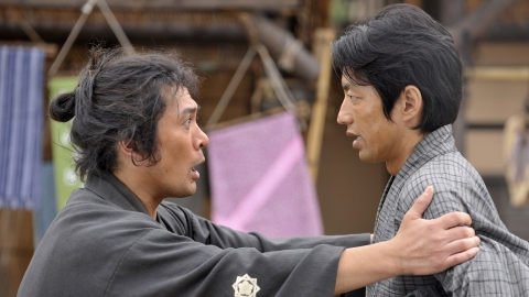 JIN -仁- 2009年放送 第一話 時空を超えた愛と命の感動物語～現代の脳外科医が激動の幕末へ…歴史の針が今､動き出す!人は人でしか救え ...