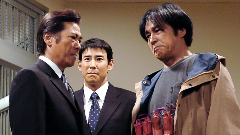 こちら本池上署 DVD-BOX〈5枚組〉 Amazon.co.jp: こちら本池上署DVD-BOX 全11話5枚組版 原案:たか