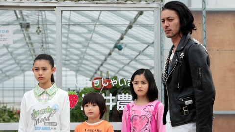 家族 裸 少女15 girls nude 