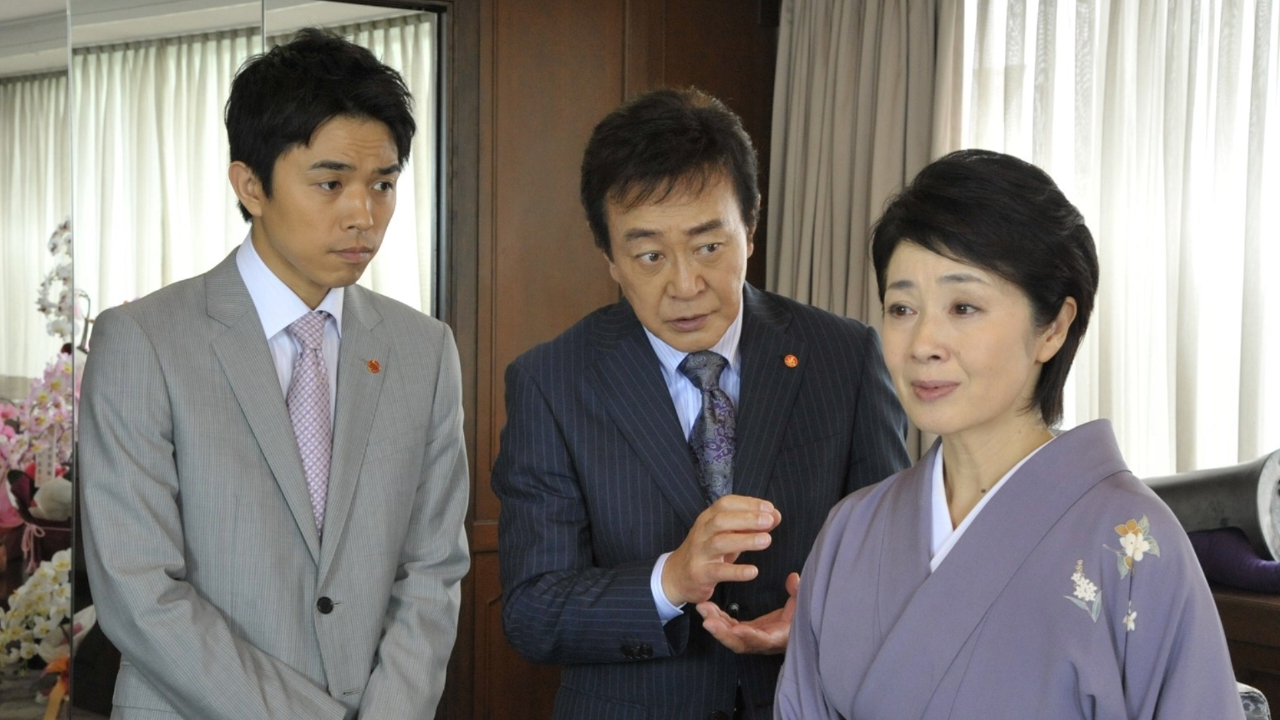 新品ケース交換済み　「新・警視庁捜査一課9係 season3 DVD〈6枚組〉」 新品ケース交換済み 「新・警視庁捜査一課9係 season3 DVD〈6枚