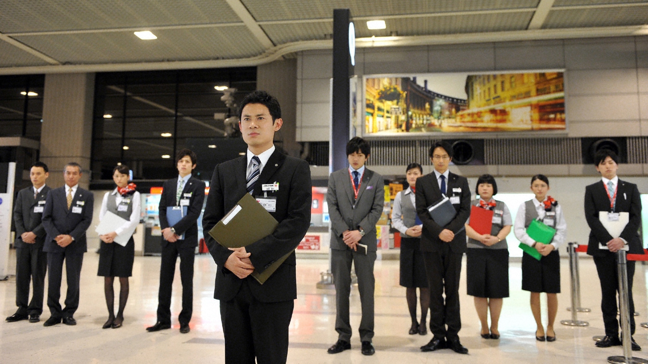 【未開封】あぽやん 走る国際空港 DVD-BOX〈6枚組〉 中古】【非常に良い】あぽやん~走る国際空港 DVD-BOX あぽやん～